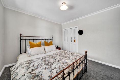 Photo of property in 2a Sackville Street, Fitzroy, New Plymouth, 4312