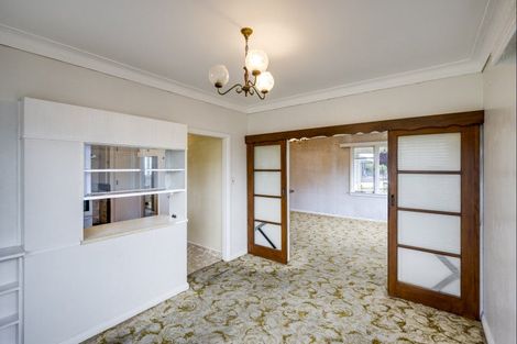 Photo of property in 1102 Heretaunga Street East, Parkvale, Hastings, 4122