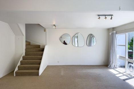 Photo of property in 4/59 Rangatira Road, Beach Haven, Auckland, 0626