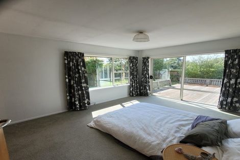 Photo of property in 16 Freebairn Street, Redwood, Christchurch, 8051