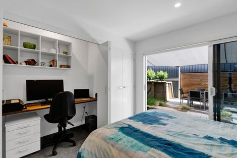 Photo of property in 73 Hine Street, New Plymouth, 4310