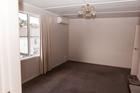 Photo of property in 5e Stephen Street, Johnsonville, Wellington, 6037