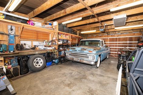 Photo of property in 24a Cambridge Road, Riverhead, 0820