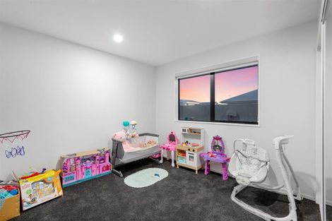 Photo of property in 6 Solitary Lane, Rolleston, 7615