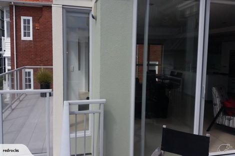 Photo of property in 3/16 Oriental Terrace, Oriental Bay, Wellington, 6011