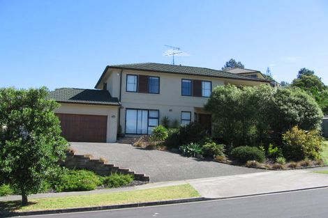 Photo of property in 44 Langana Avenue, Browns Bay, Auckland, 0630