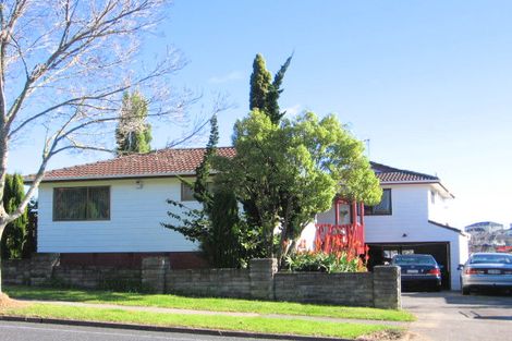 Photo of property in 25 Everglade Drive, Goodwood Heights, Auckland, 2105