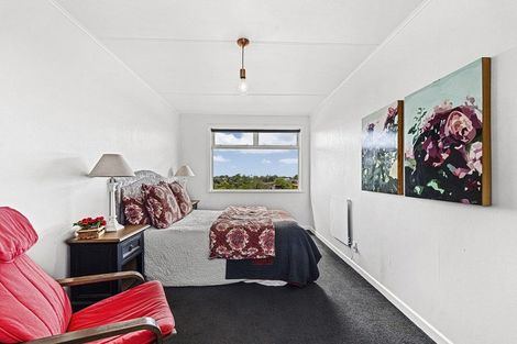 Photo of property in 56 Brois Street, Frankleigh Park, New Plymouth, 4310