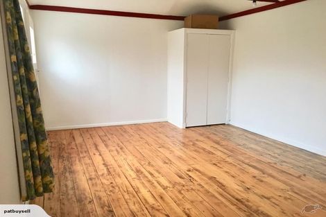 Photo of property in 18 Bell Street, Tawa, Wellington, 5028