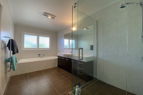 Photo of property in 9 Castor Bay Road, Castor Bay, Auckland, 0620