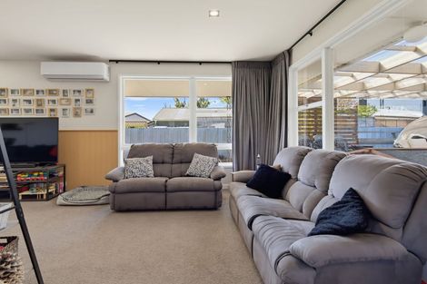 Photo of property in 52 Cavendish Road, Casebrook, Christchurch, 8051