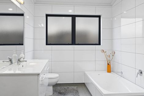 Photo of property in 26a Albion Street, Hawera, 4610