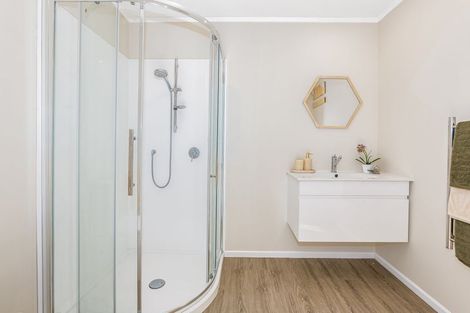 Photo of property in 9 Brora Crescent, Papakowhai, Porirua, 5024