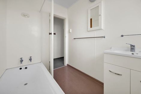 Photo of property in 7 Maranui Street, Welbourn, New Plymouth, 4310