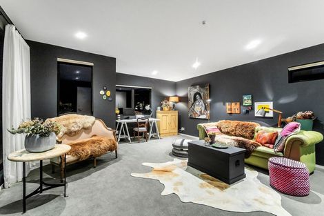 Photo of property in 55 Wainui Avenue, Point Chevalier, Auckland, 1022