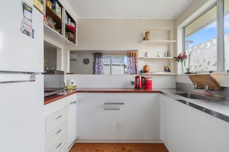 Photo of property in 8 Citril Place, Red Hill, Papakura, 2110