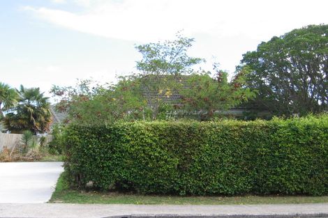 Photo of property in 34 Philomel Crescent, Bayswater, Auckland, 0622