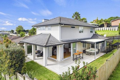 Photo of property in 10 Bloomfield Rise, Stanmore Bay, Whangaparaoa, 0932