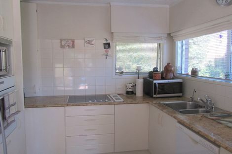 Photo of property in 1/36 Saddleback Rise, Murrays Bay, Auckland, 0630