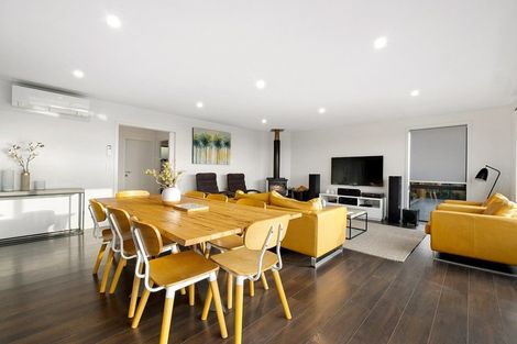 Photo of property in 30 Niger Street, Wanaka, 9305