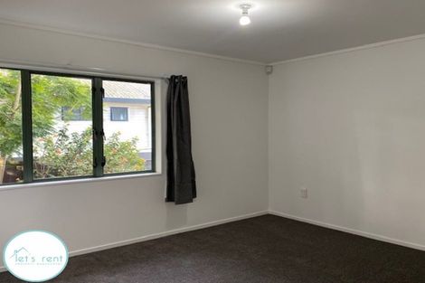Photo of property in 13 Volante Avenue, Wattle Downs, Auckland, 2103