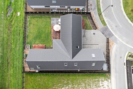 Photo of property in 24 Steve Askin Drive, Cracroft, Christchurch, 8022