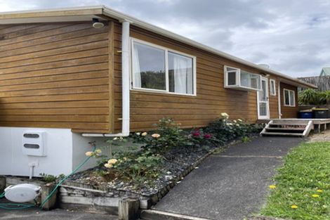 Photo of property in 2/101 Lynn Road, Bayview, Auckland, 0629