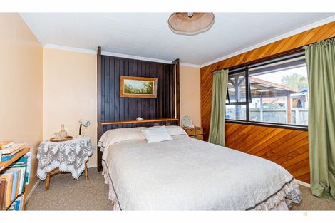 Photo of property in 19 Smith Street, Waimate, 7924