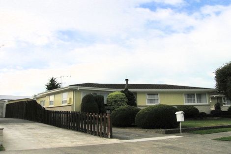 Photo of property in 5 Shortland Street, Tamatea, Napier, 4112