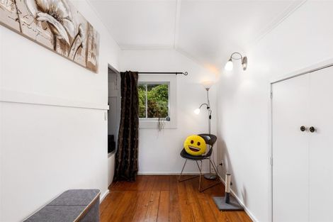 Photo of property in 58 Conclusion Street, Ascot Park, Porirua, 5024