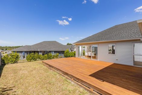 Photo of property in 26 Dida Park Drive, Kumeu, 0810