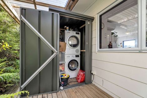 Photo of property in 33 Windsor Drive, Tairua, 3508