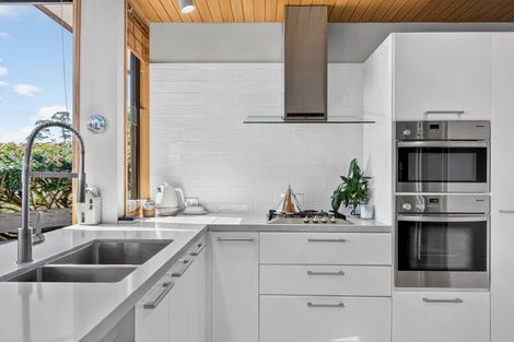 Photo of property in 137 Princes Drive, Britannia Heights, Nelson, 7010