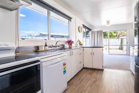 Photo of property in 48 Sole Avenue, Bell Block, New Plymouth, 4312