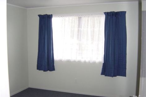Photo of property in 12 Edwin Freeman Place, Ranui, Auckland, 0612