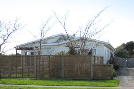 Photo of property in 16 Johnson Street, Bulls, 4818