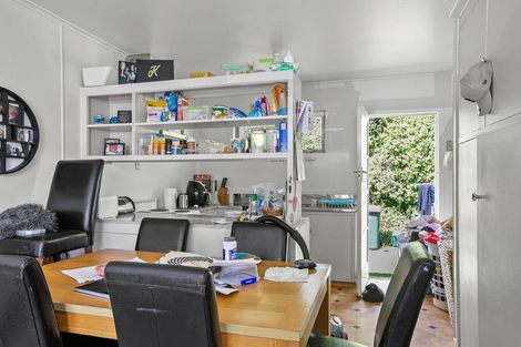 Photo of property in 444a Devon Street East, Strandon, New Plymouth, 4312