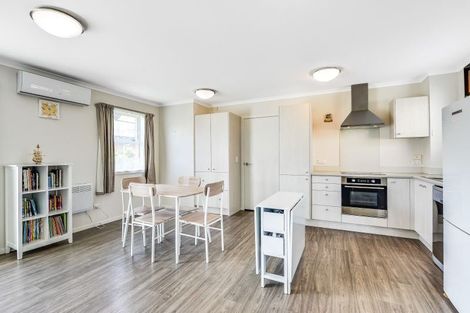 Photo of property in 69 Chiefs Court, Hamilton East, Hamilton, 3216