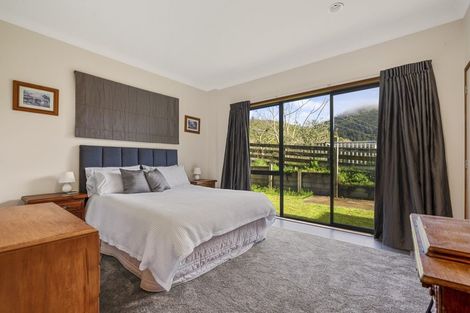 Photo of property in 297 Spencer Road, Lake Tarawera, Rotorua, 3076