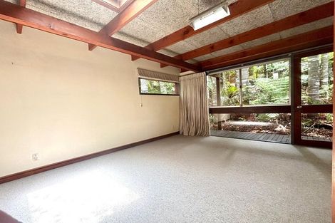 Photo of property in 52 Park Hill Road, Birkenhead, Auckland, 0626