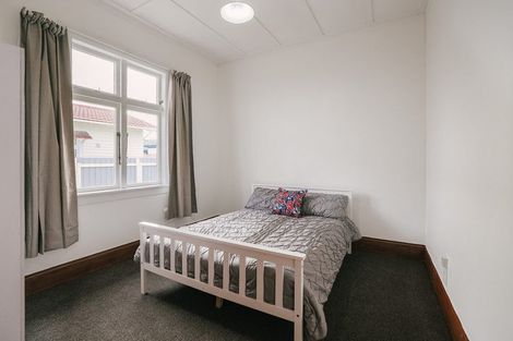 Photo of property in 21 South Street, West End, Palmerston North, 4410