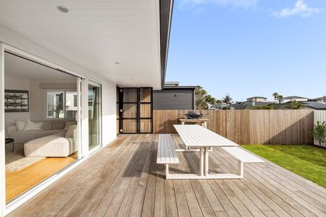 Photo of property in 60a Campbell Road, Mount Maunganui, 3116