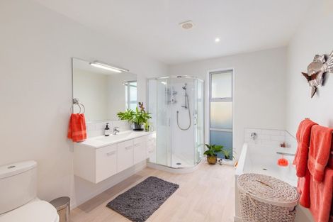 Photo of property in 5 Taimana Lane, Diamond Harbour, Lyttelton, 8971