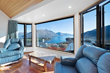 Photo of property in 33 Edinburgh Drive, Queenstown, 9300
