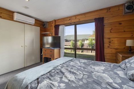 Photo of property in 134 John F Kennedy Drive, Milson, Palmerston North, 4414