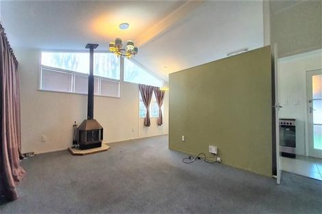 Photo of property in 17 Marybeth Place, Rosehill, Papakura, 2113