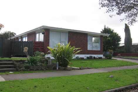 Photo of property in 23 Raglan Avenue, Cloverlea, Palmerston North, 4412