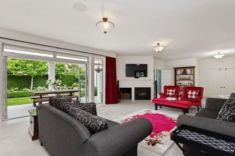 Photo of property in 8 Haddon Lane, Harewood, Christchurch, 8051