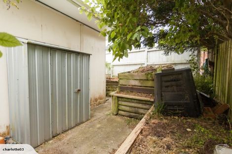 Photo of property in 24 Percy Dyett Drive, Karori, Wellington, 6012