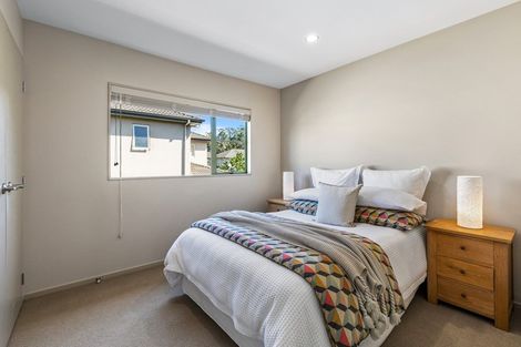 Photo of property in 12 Kunzea Place, Greenhithe, Auckland, 0632